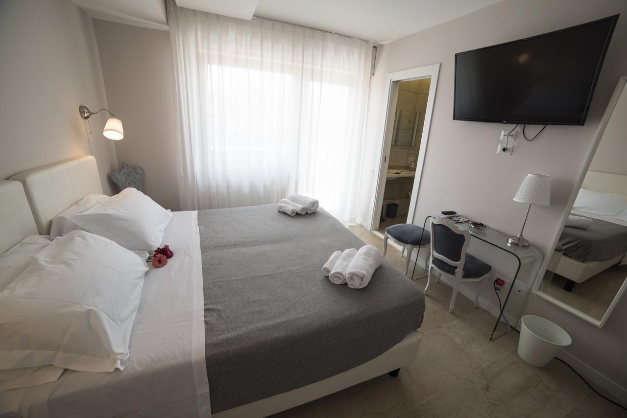 B&B Attico 33 Palermo Bagian luar foto